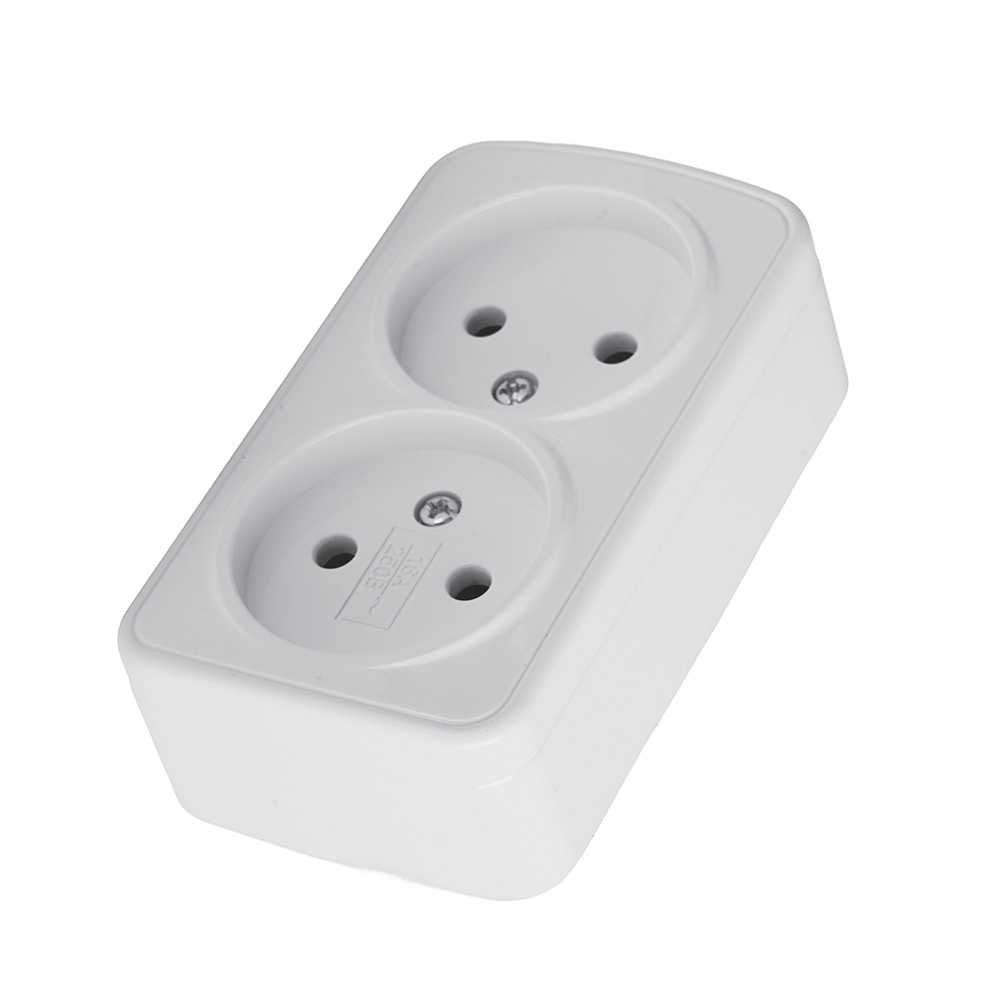 Stekker Розетка Basic 50075 